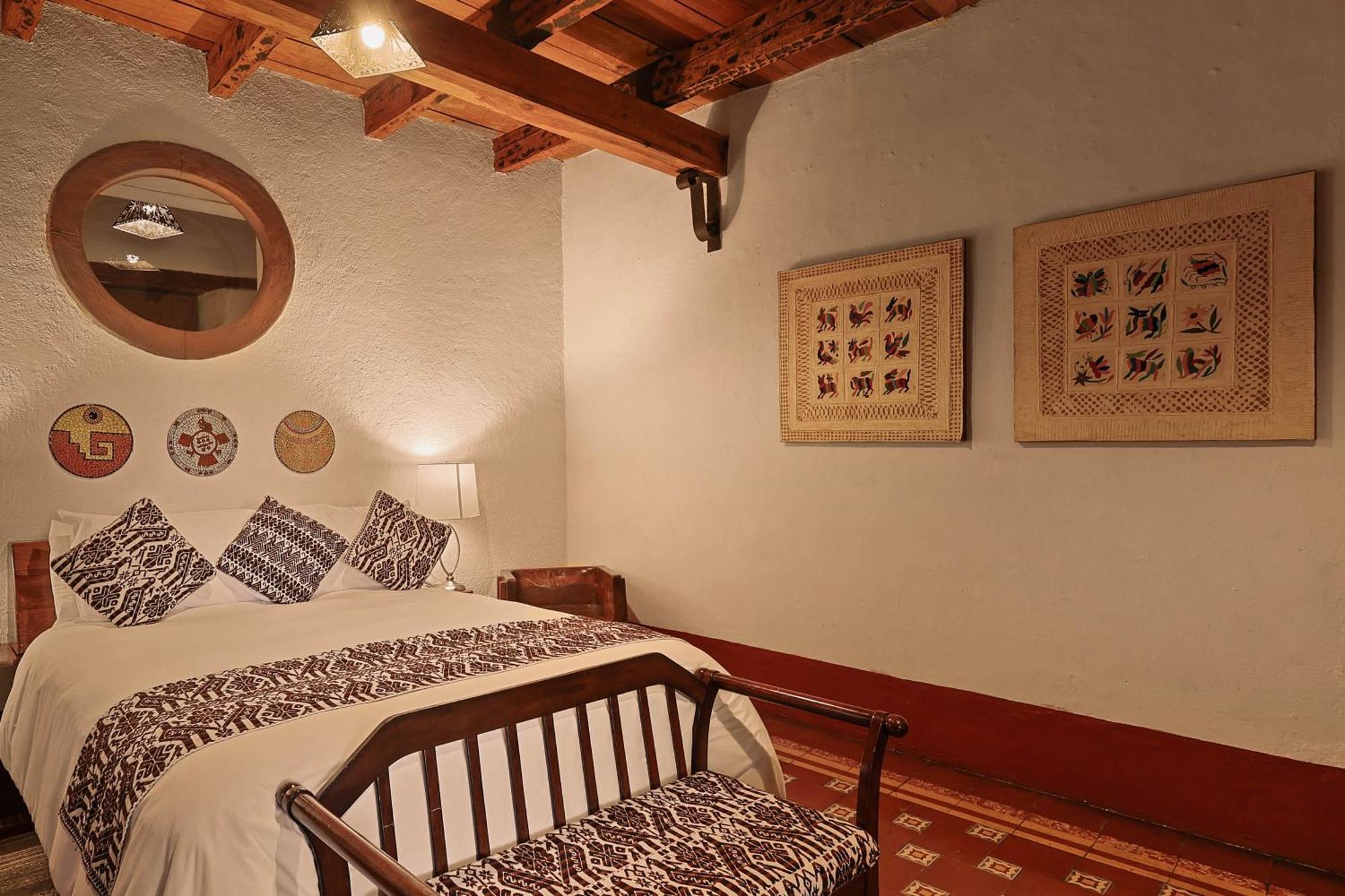 Hotel Mesón De Leyendas